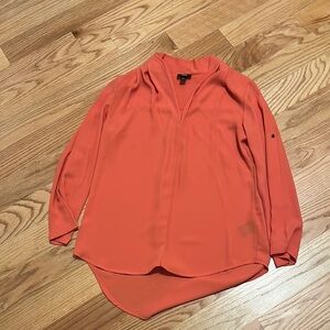 Women's Coral Blouse size Xs with sleeves that can be rolled and buttoned